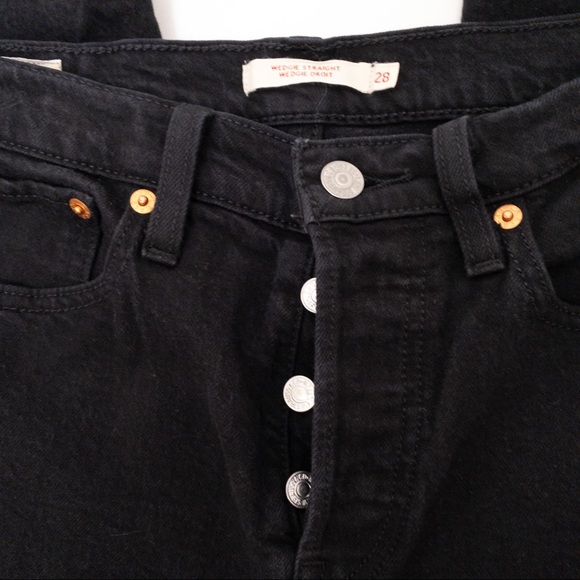 Levi’s Wedgie Fit Straight Jeans in Black Heart Size 28 - Picture 10 of 14